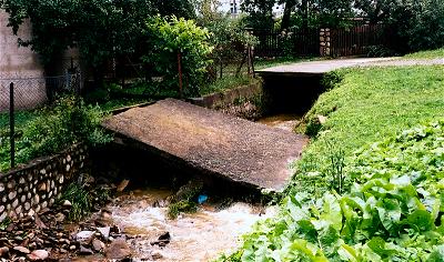17 lipca 2002 - apsze Nine (Spisz): skutki powodzi letniej